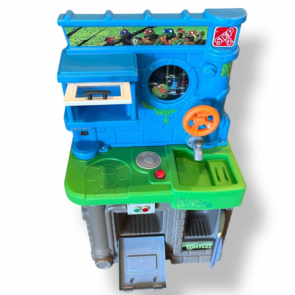 Step2 Kitchen Teenage Mutant Ninja Turtle TMNT Play Pizza Kitchen