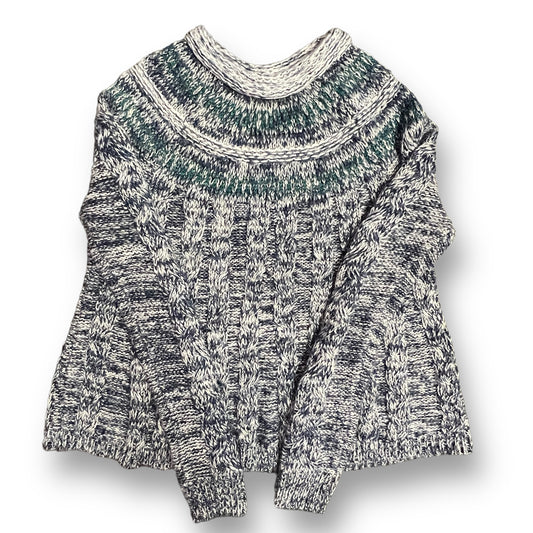 Hollister women's oversized comfy crewneck sweater in dark blue and light gray color pattern.
