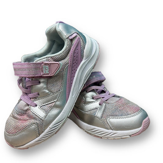 Stride Rite Girls Sneaker Youth Size 2.5 Wide Slide On Tennis Shoes