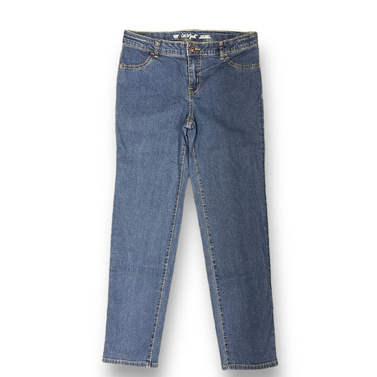 A pair of girls' straight leg denim jeans with a super stretch fabric.